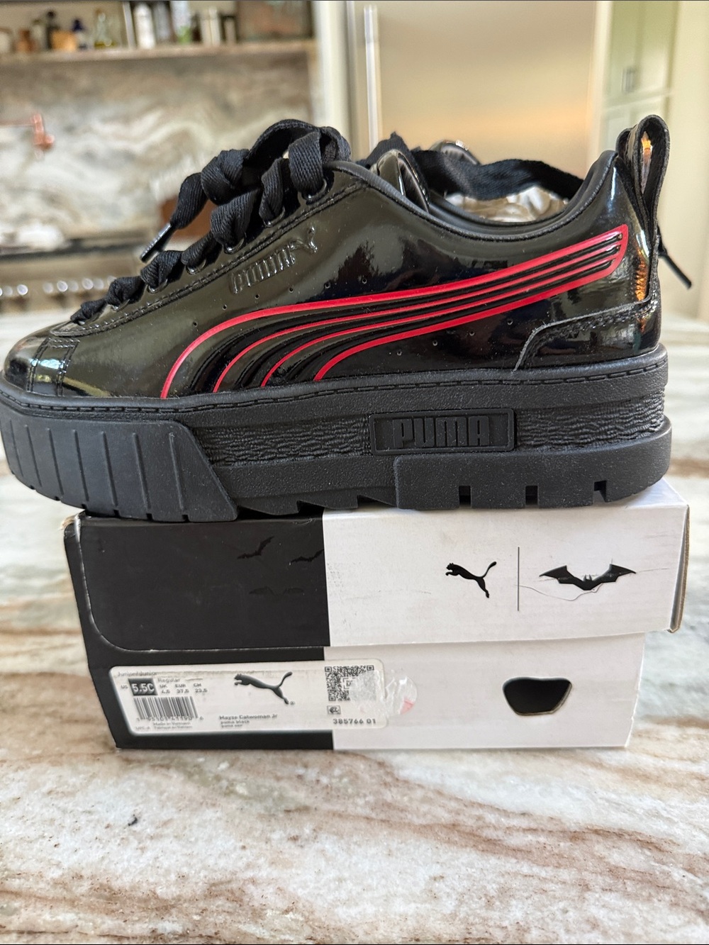 New in box PUMA Mayze  Catwoman  JR SZ 5.5C  Junior  black & Red athletic shoe